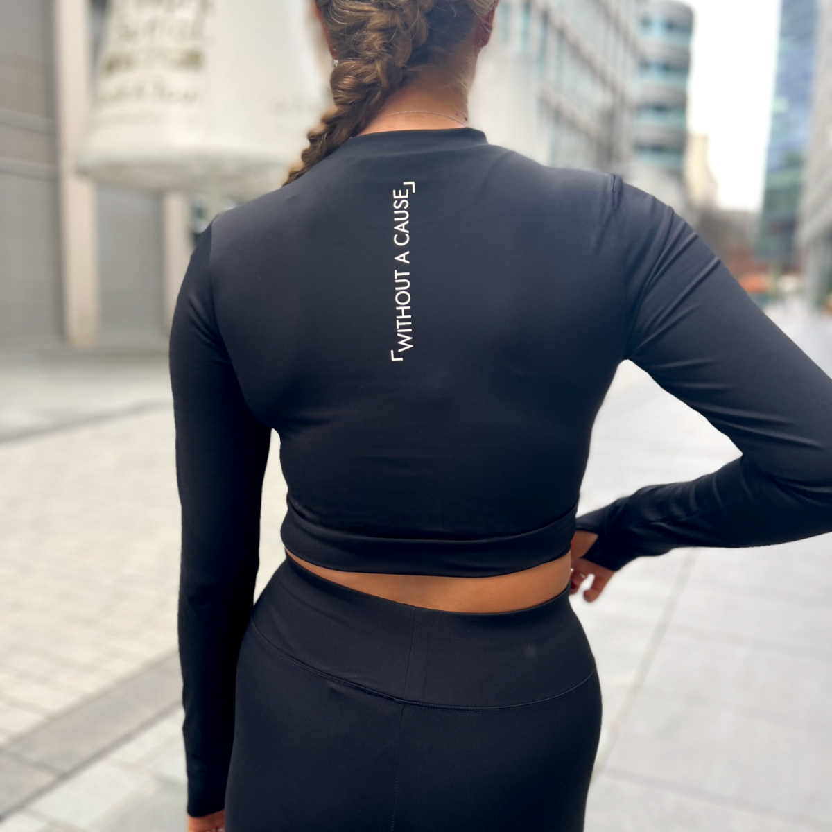 Cropped Long Sleeve Gym Top Black
